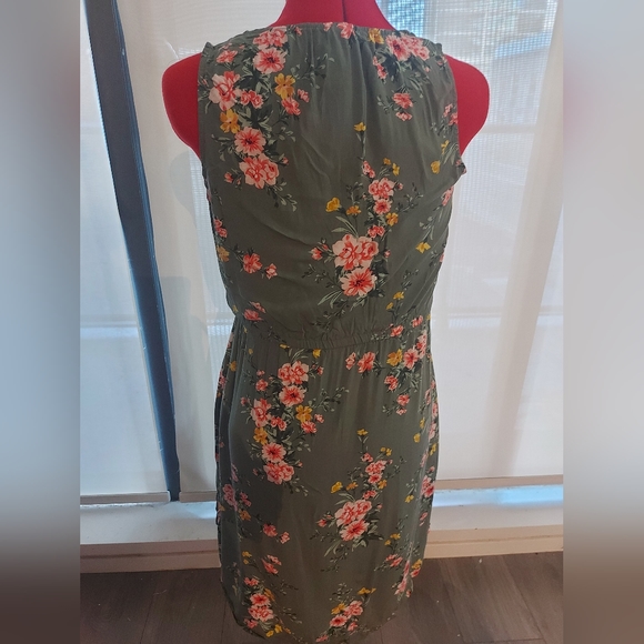 Green floral Old Navy summer dress - Picture 2 of 2